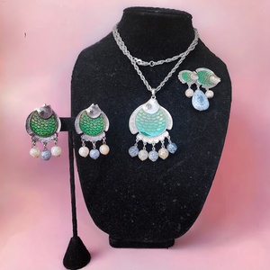 Signed CRAFT Koi Fish Green Enamel Silver Plate Pendant Necklace Earrings Brooch Set