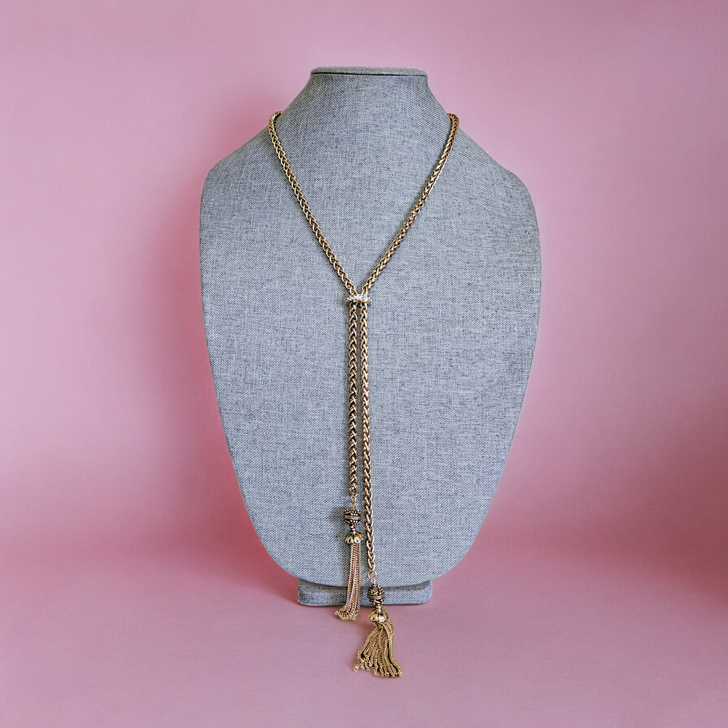 Gorgeous Long Lariat Rhinestone Gold Plated Wheat Chain Necklace.