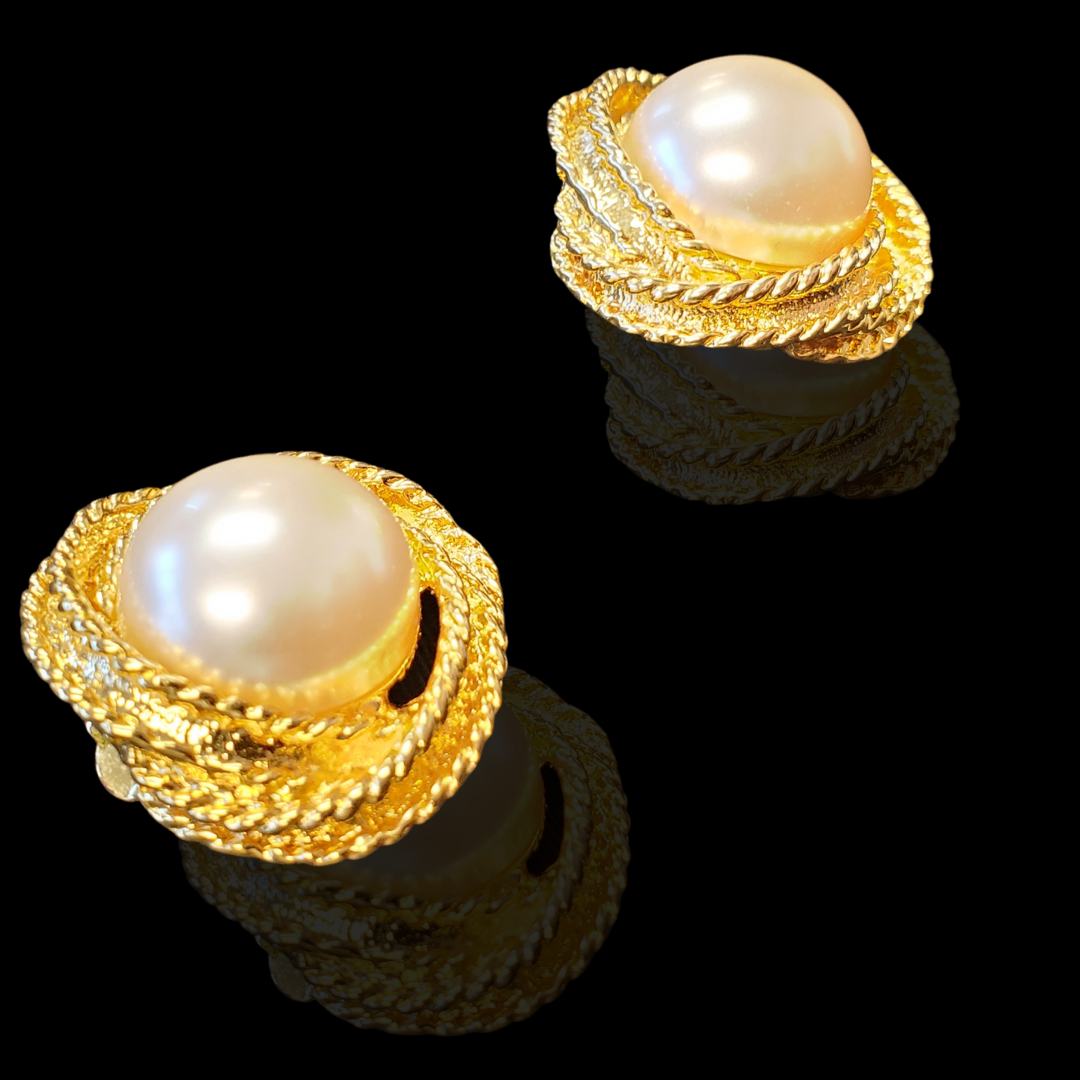 Huge Rope Faux Domed Pearl Design Gold Plated Clip On Vintage Earrings - Chanel Style