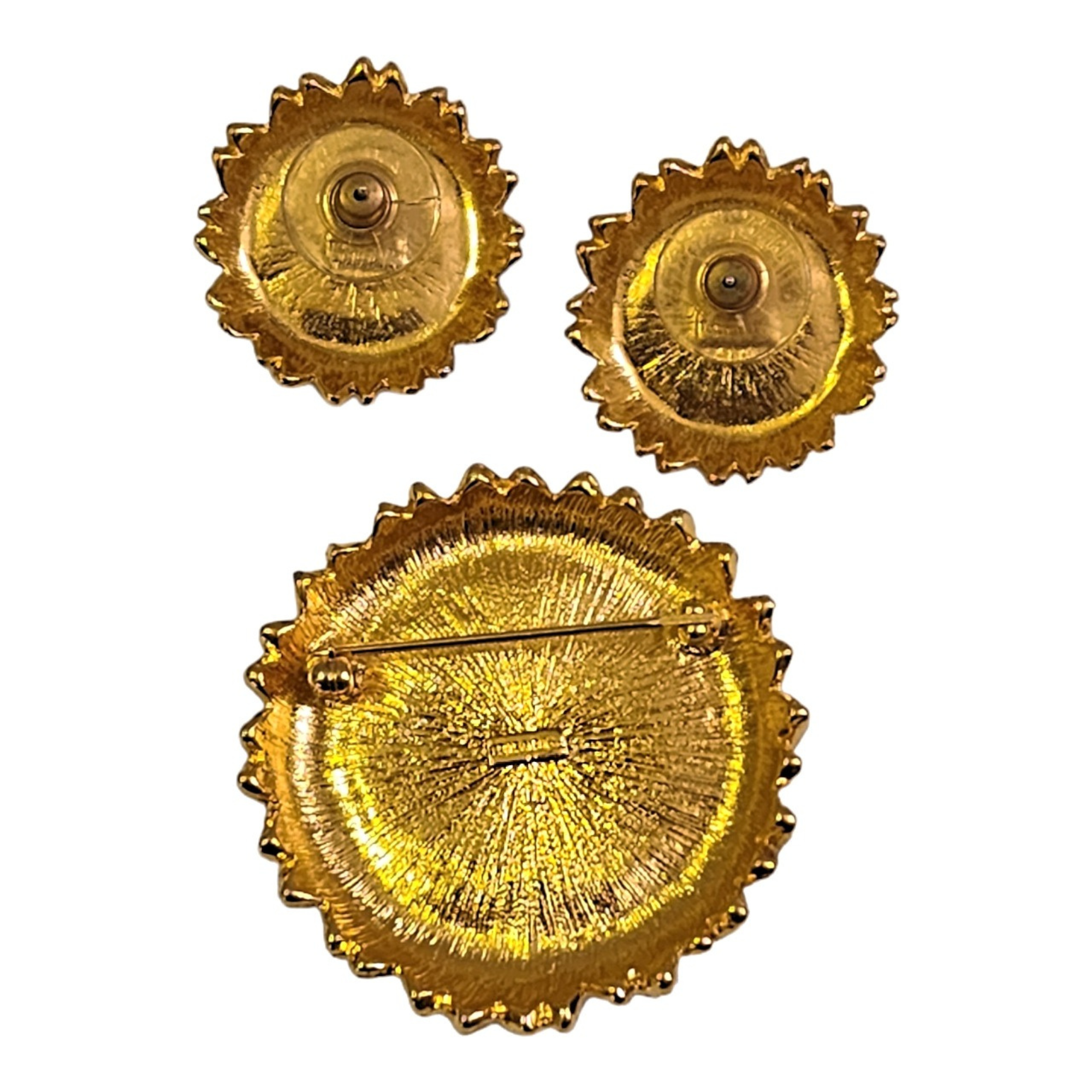 Stunning Trifari Sunflower Cream Cabochon Earrings Brooch Set