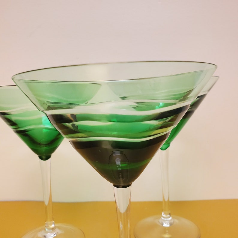 Gorgeous Green Wave Large Martini Vintage Glasses