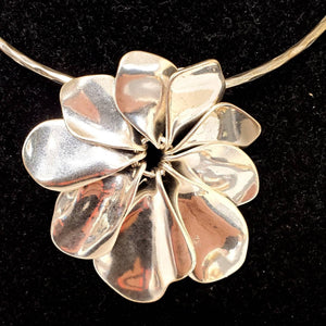 RLM Studios Omega Large Flower Necklace - Robert Lee Morris