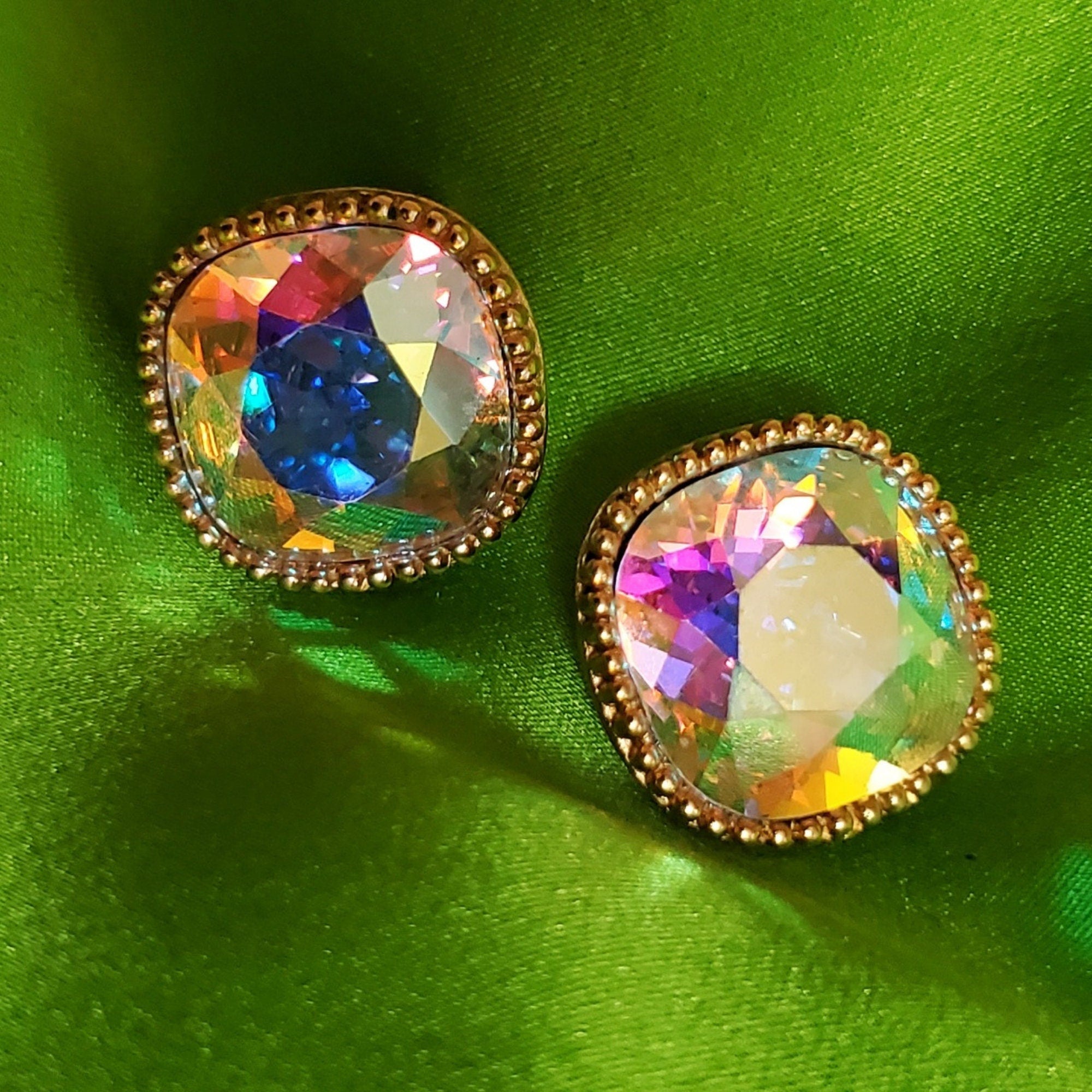 Gorgeous MARVELLA AB Rivoli Sparkling Gold Plated Clip On Stud Earrings