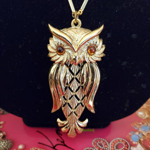 Chic 70s Articulated OWL PENDANT Gold Tone Amber Eyes Necklace Vintage Boho Necklace