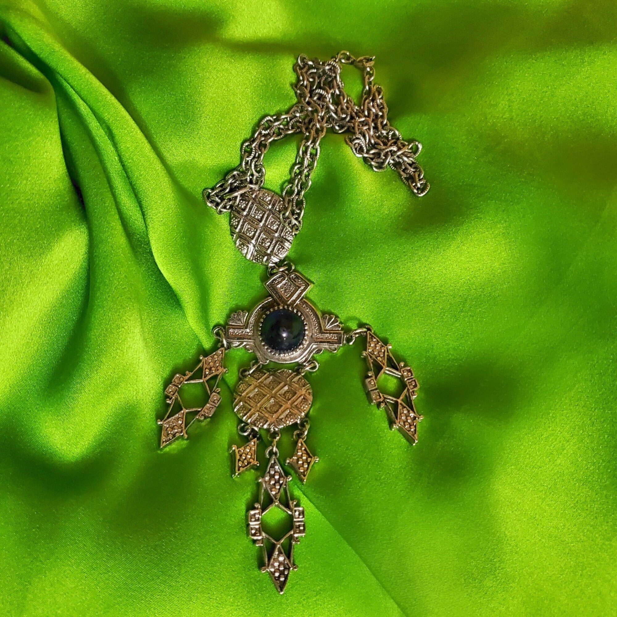 Eyptian Revival Blue Cabochon Silvertone Dangle Vintage Estruscan Necklace