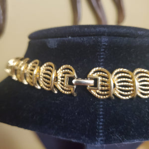 Napier Filigree Articulated Textured Gold Tone Link Choker Necklace