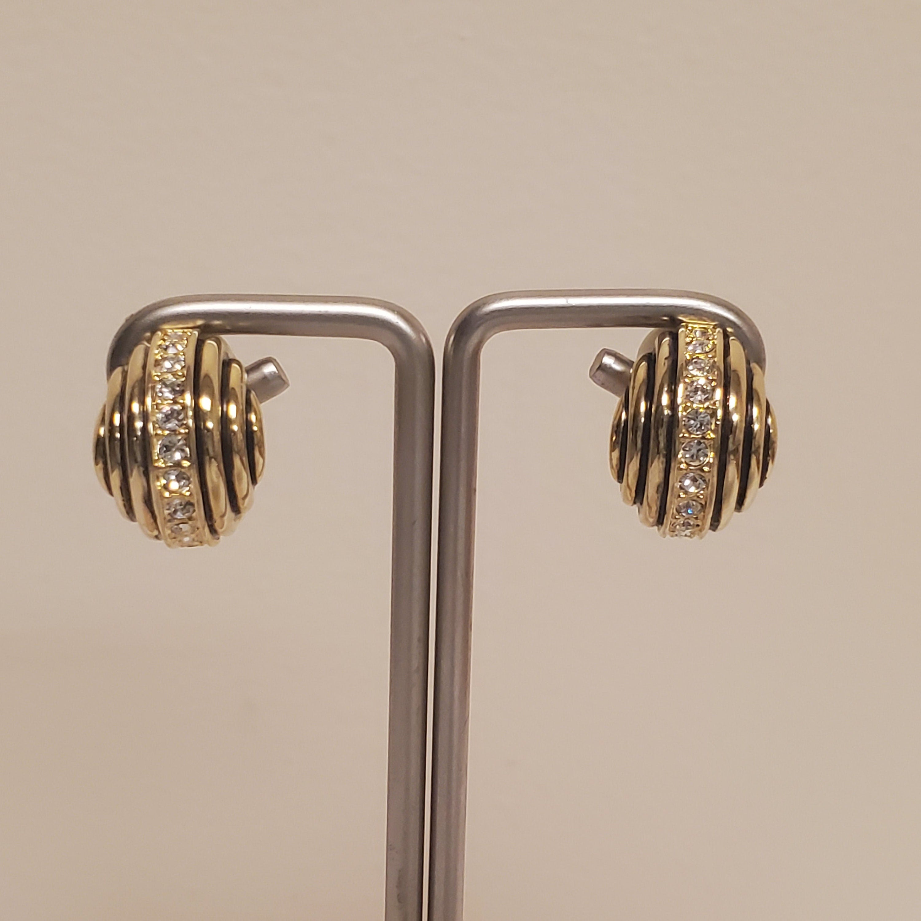 Beautiful Black Strip Enamel Zircon Crystal Gold Tone Petite Clip On Stud Earrings
