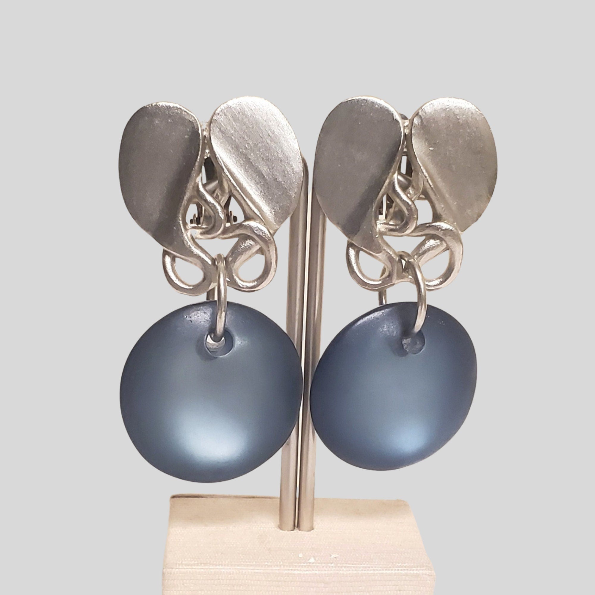 Huge Modernist Lucite Silver Tone Dangle Drop Clip On Earrings Runway Couture