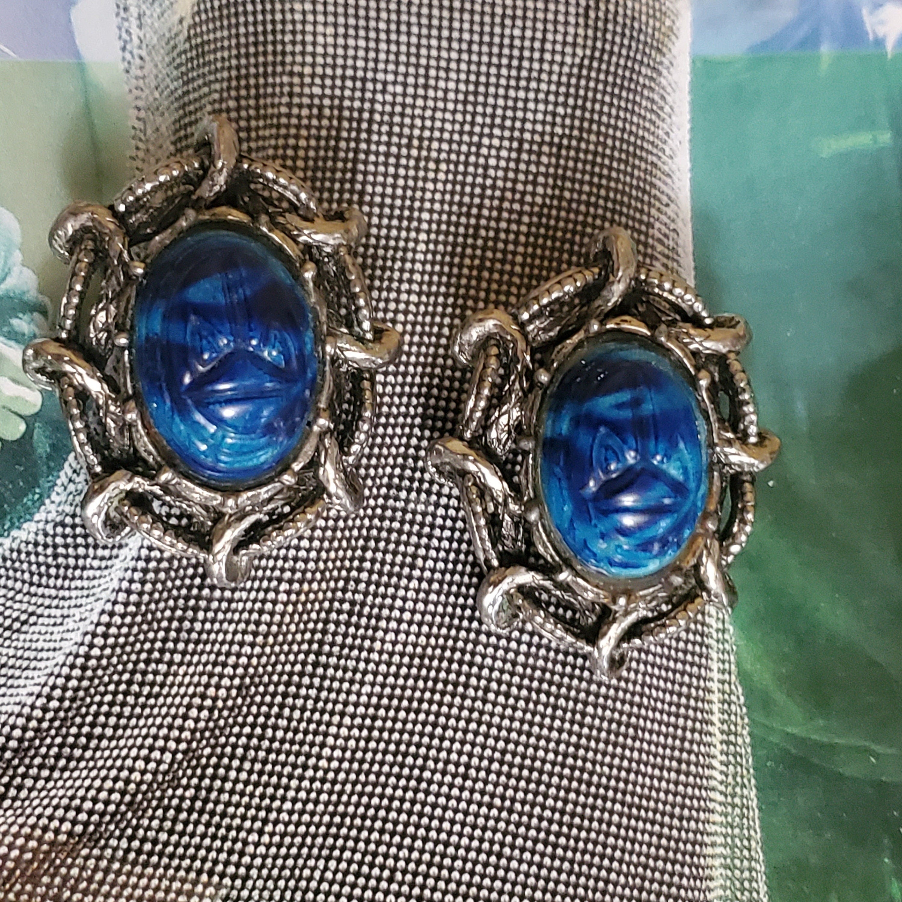BLUE SCARAB Beetle Eyptian Revival Silvertone Clip On earrings, Beetle Egyptian Earrings