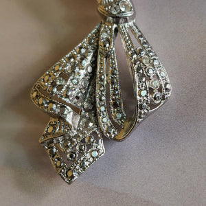 Lovely Rhinestone Silver Tone Faux Marcasite Bow Vintage Brooch Pin