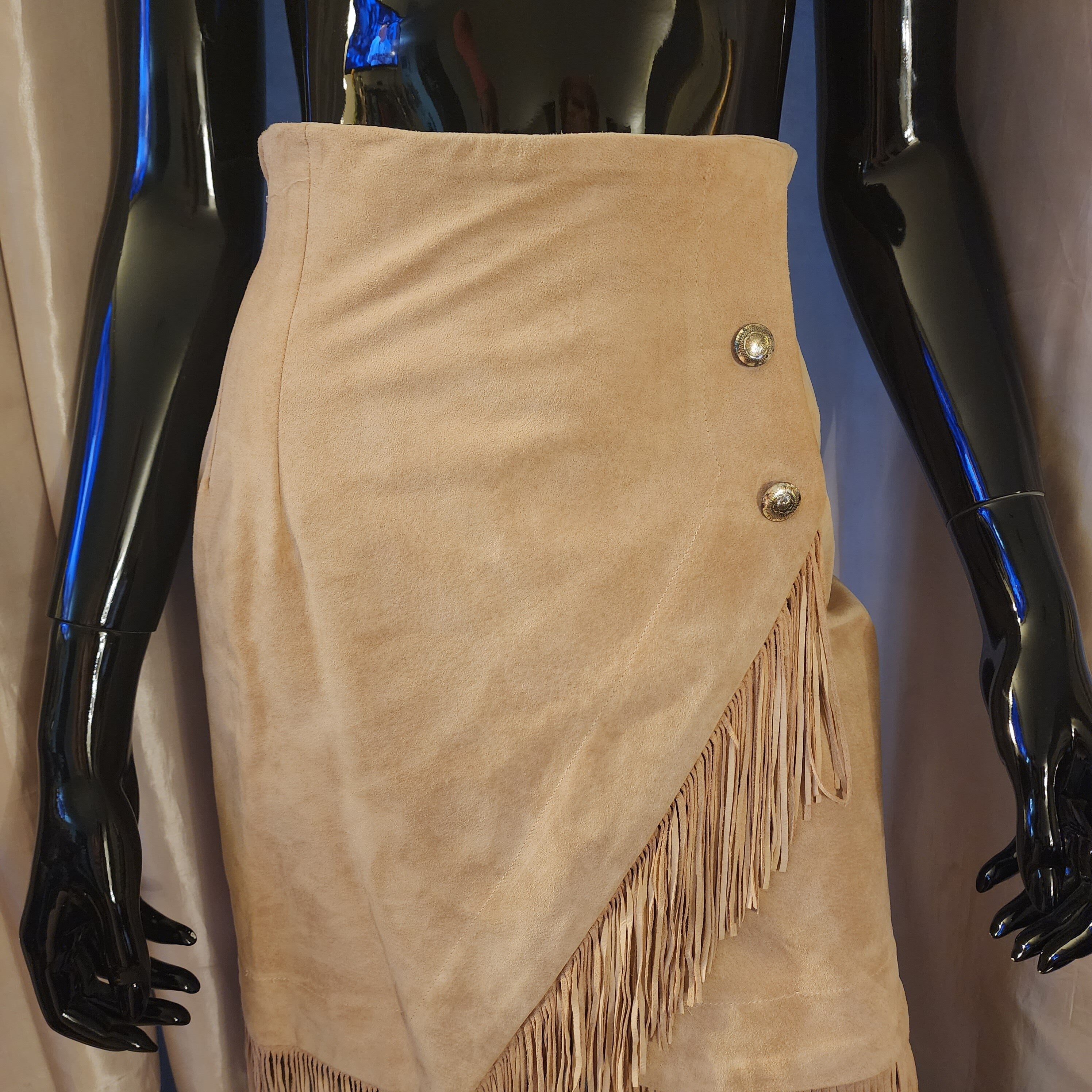 Vintage 80s-90s Western Suede Fringe Skirt, By The Austin Collection Made In Texas Size 4, Camel Color