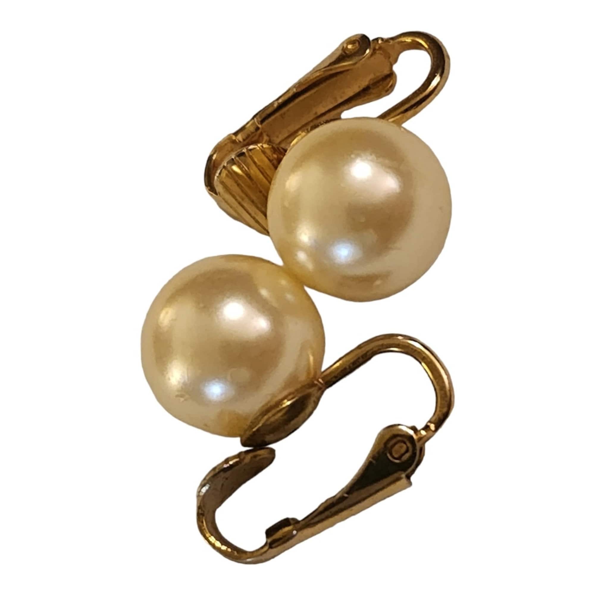 Classic HOBE Pearl 10 MM Stud Gold Plated Vintage Clip On Earrings