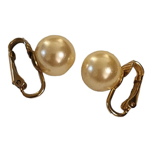 Classic HOBE Pearl 10 MM Stud Gold Plated Vintage Clip On Earrings