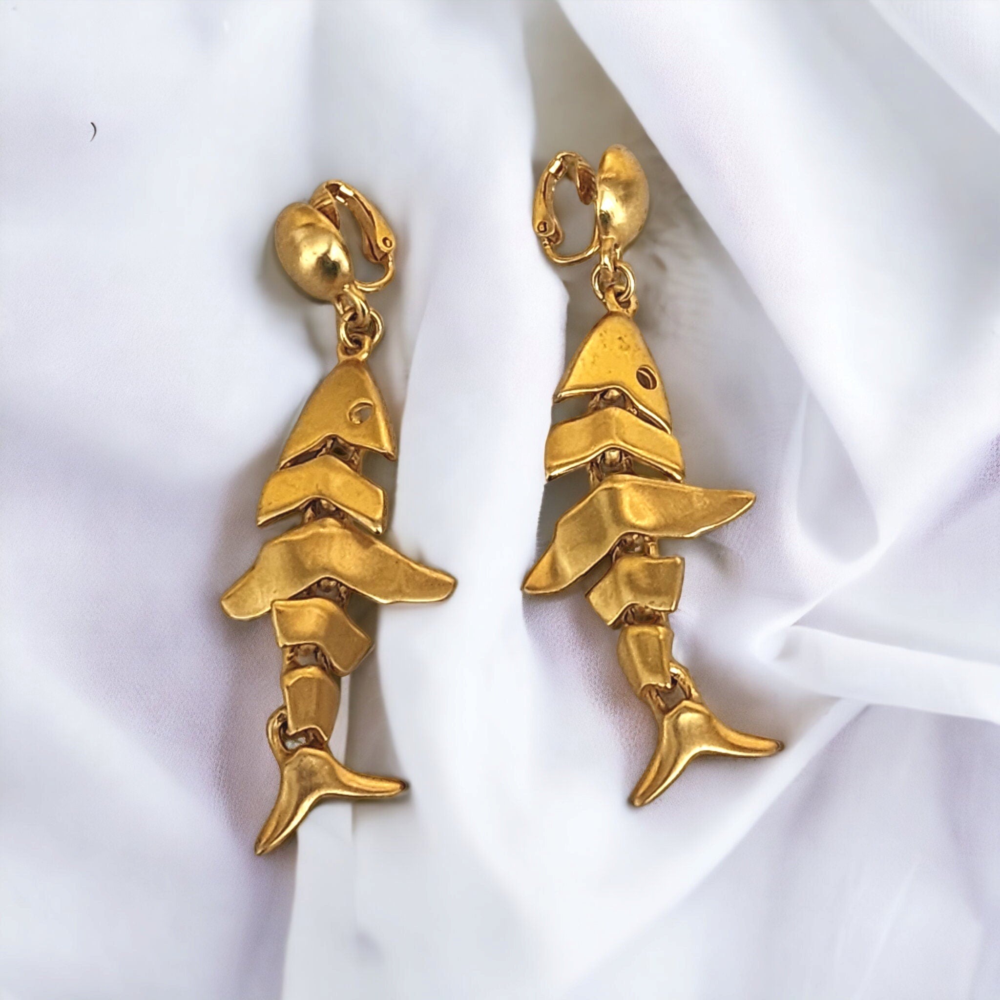 ANNE KLEIN Fish Bones Vintage Necklace Clip-on Earrings Brushed Matt Gold Platted, Couture