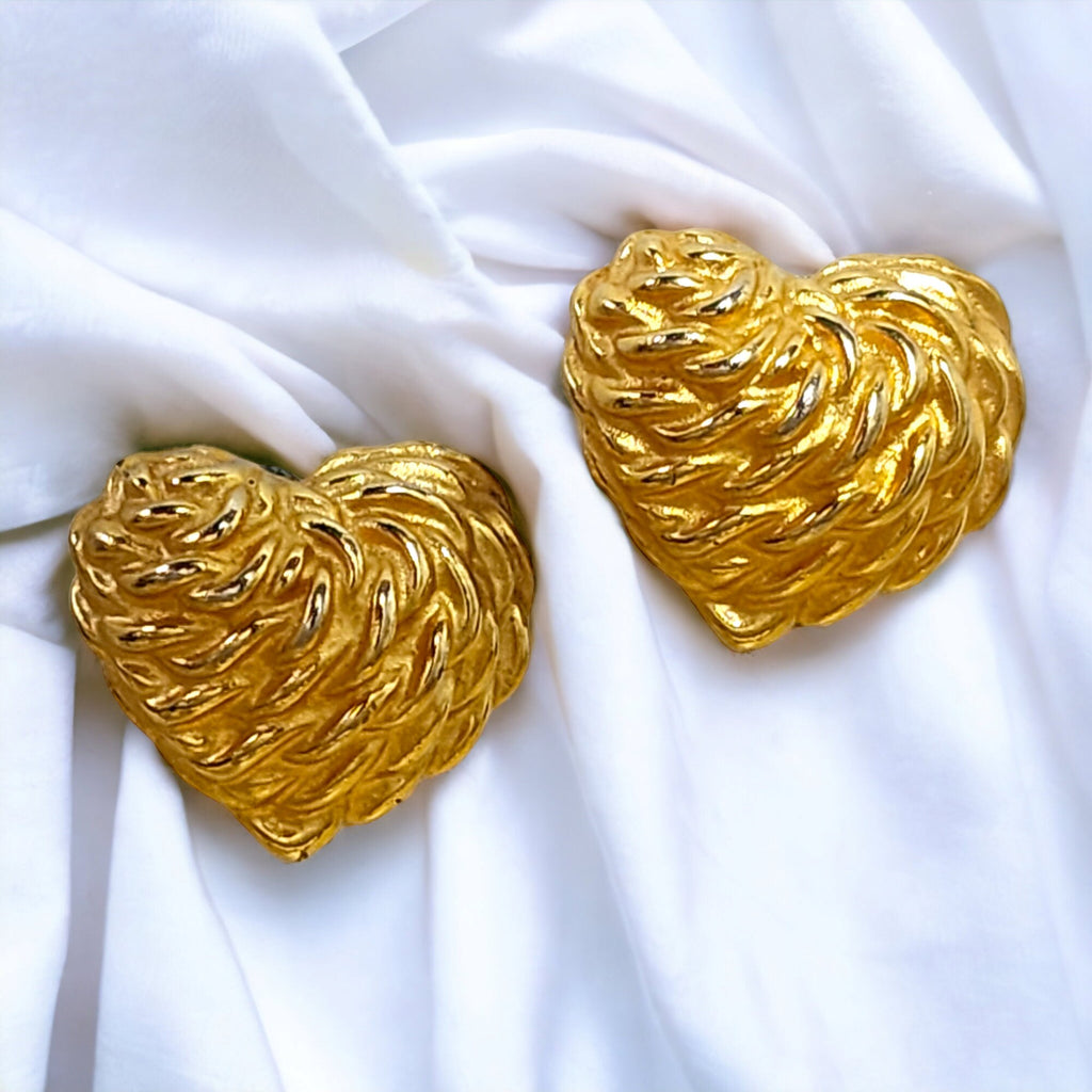 Beautiful Textured Heart Domed Gold Plated Clip On Vintage Earrings